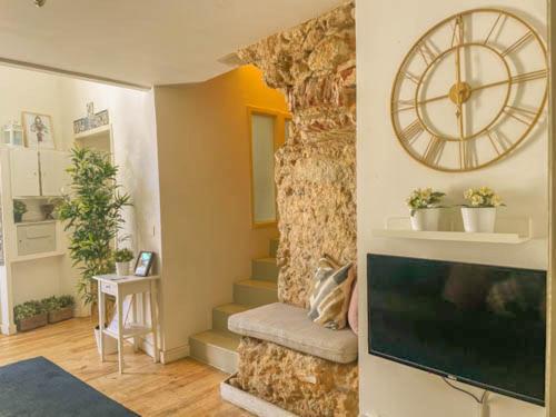 Historical Bica - 3 Bedroom Apartment Lisbon Bagian luar foto