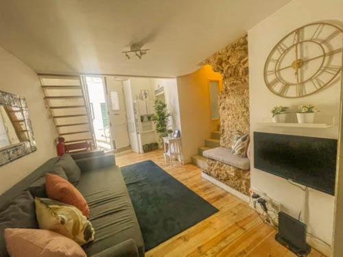 Historical Bica - 3 Bedroom Apartment Lisbon Bagian luar foto