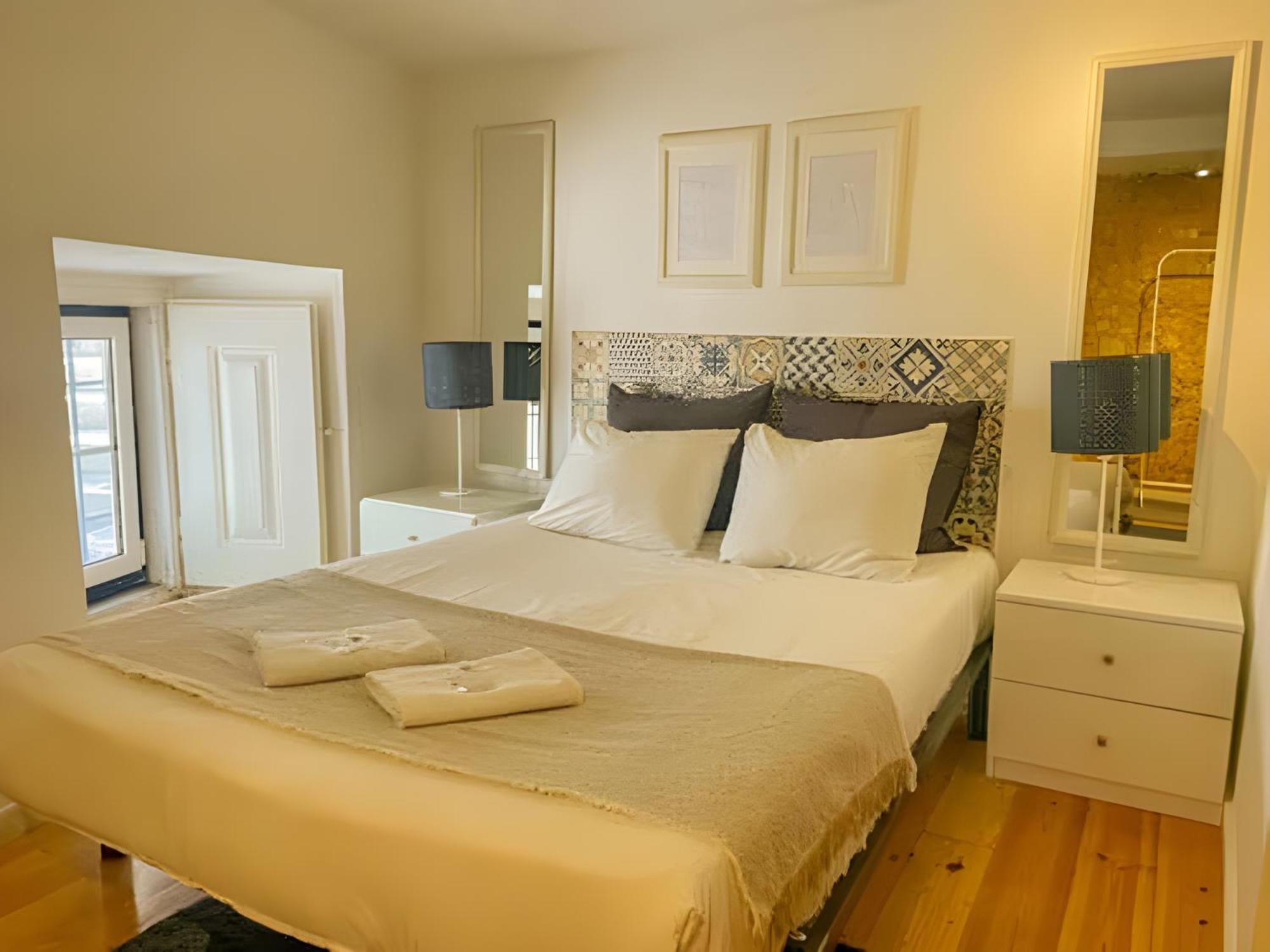 Historical Bica - 3 Bedroom Apartment Lisbon Bagian luar foto
